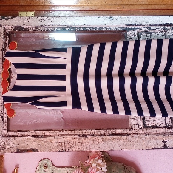 Ann Taylor Factory Dresses & Skirts - Spring Dress 👗 Ann Taylor 2p